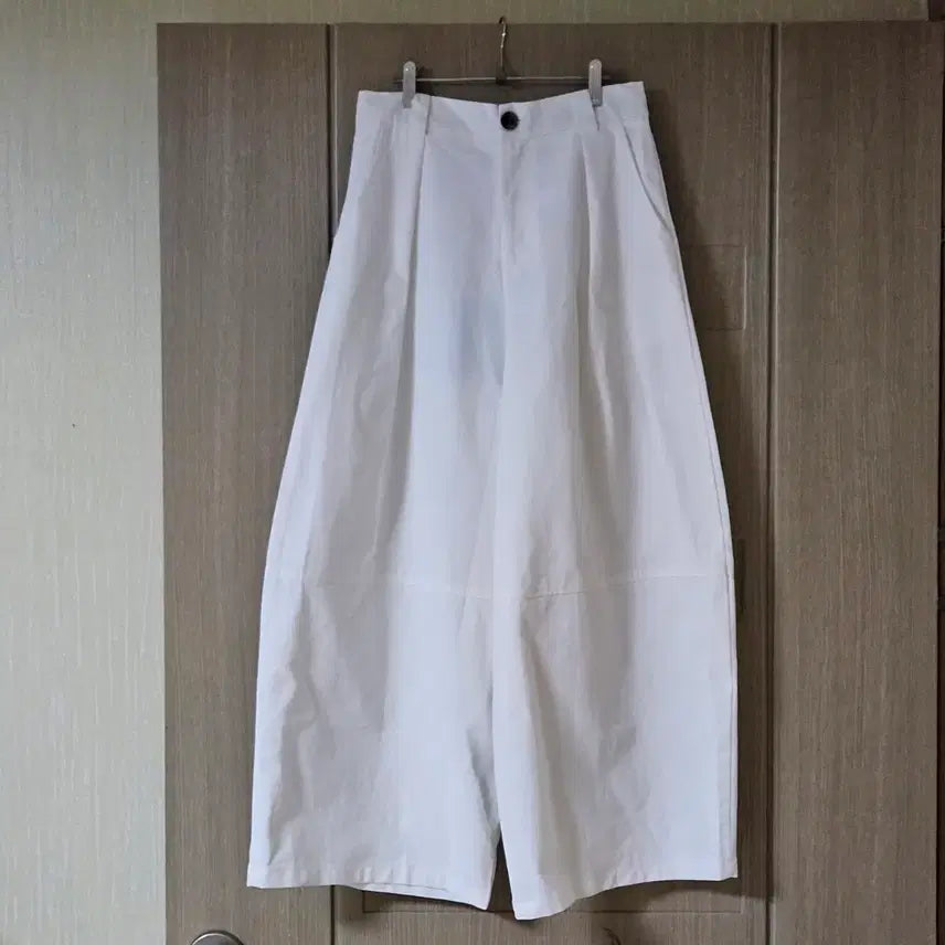 [SOLD OUT] 화이트 와이드 팬츠 통바지 55~66  밴딩 새상품