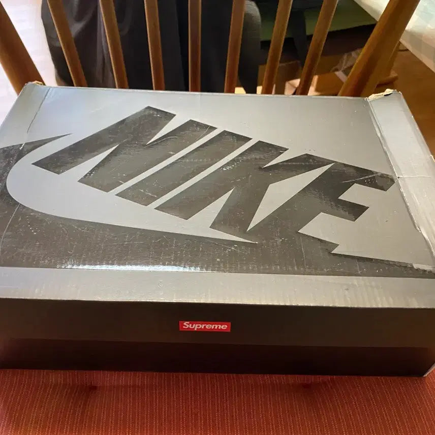 [BUNJANG] Nike x Supreme Air Force 1 Low Sneakers / 나이키 x 슈프림 에어포스 1 로우 새상품