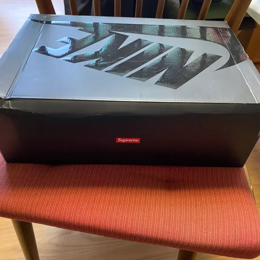 [BUNJANG] Nike x Supreme Air Force 1 Low Sneakers / 나이키 x 슈프림 에어포스 1 로우 새상품