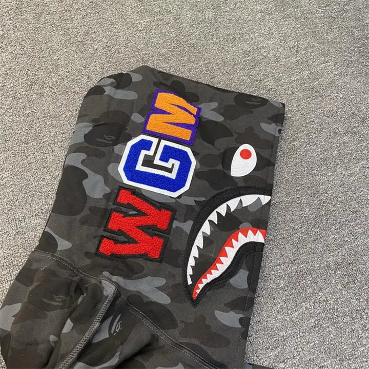 [SOLD OUT] 베이프 샤크 블랙 카모 후드(정품인증가능)