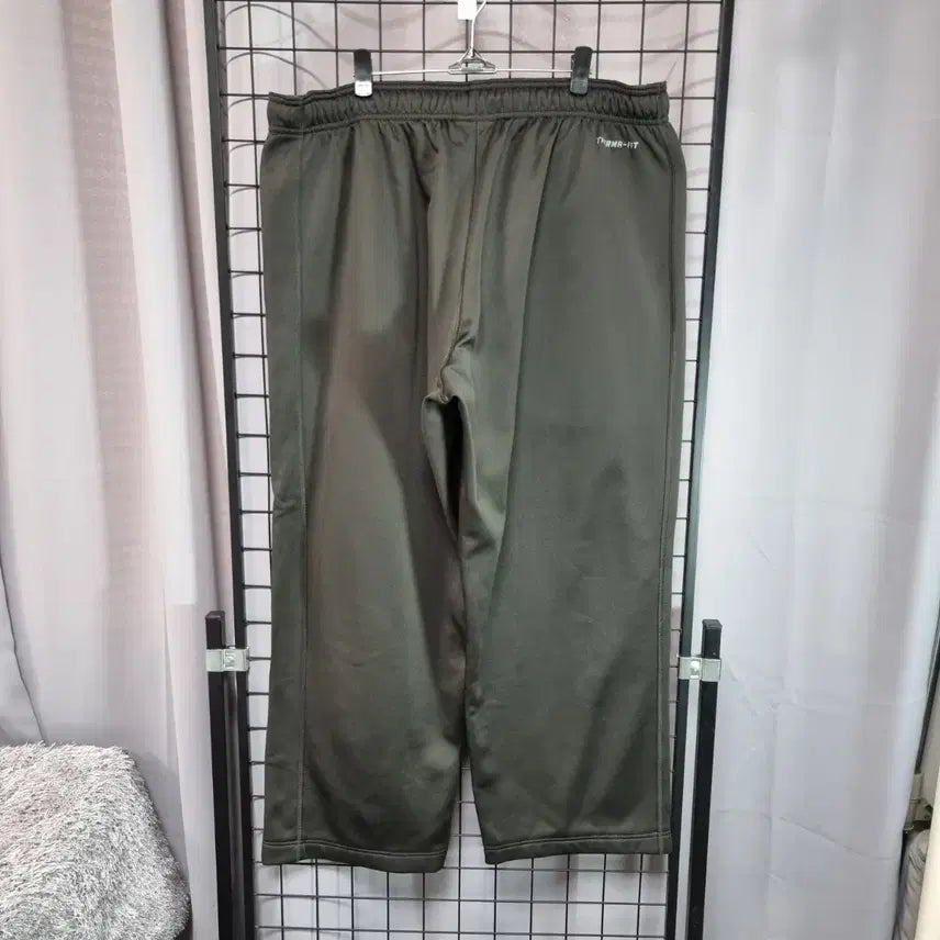 [BUNJANG] Nike Tampa Bay Field Travel Pants XL / 나이키 NFL 바지 온필드 어페럴 탬파베이 필드 트래블 팬츠 써마핏 XL