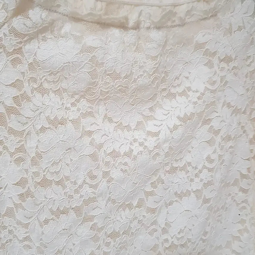 [BUNJANG] Ivory Lace Short Sleeve Blouse (Size 55) / 아이보리 레이스 반팔 블라우스(55)미사용