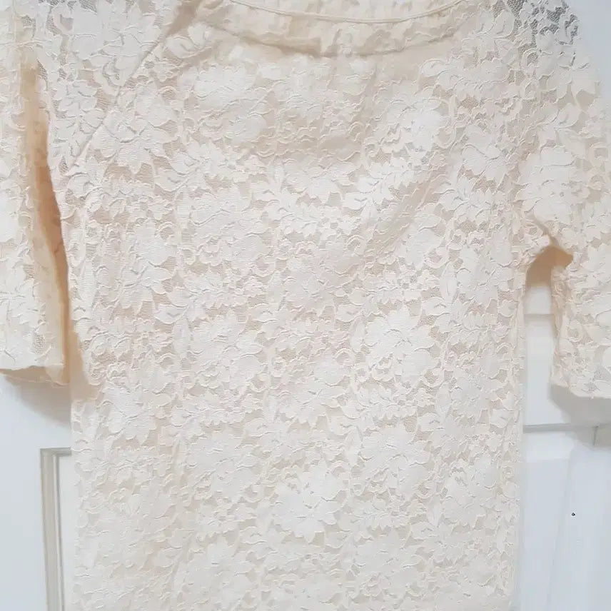 [BUNJANG] Ivory Lace Short Sleeve Blouse (Size 55) / 아이보리 레이스 반팔 블라우스(55)미사용