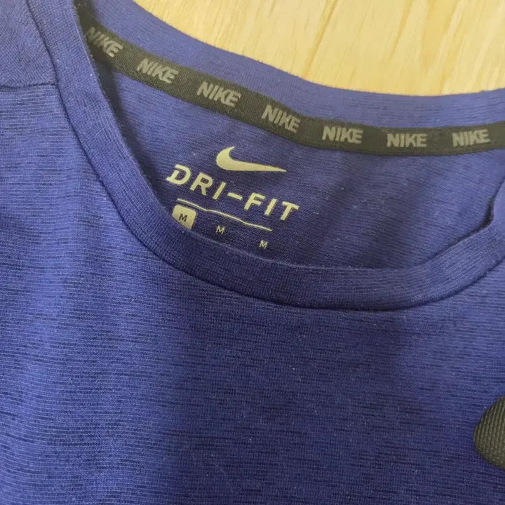 [BUNJANG] Nike Dri-FIT Blue Long Sleeve T-shirt / 나이키 드라이핏 블루 M 사이즈 긴팔 티셔츠