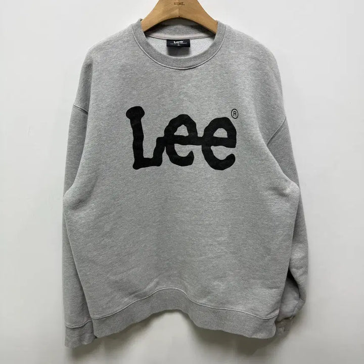 [SOLD OUT] (137) LEE 리 맨투맨