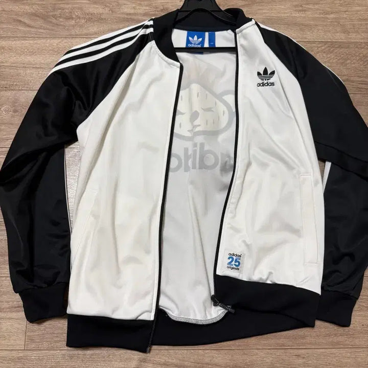 [BUNJANG] Adidas Y2K Black and White Jersey / y2k 아디다스 검흰져지
