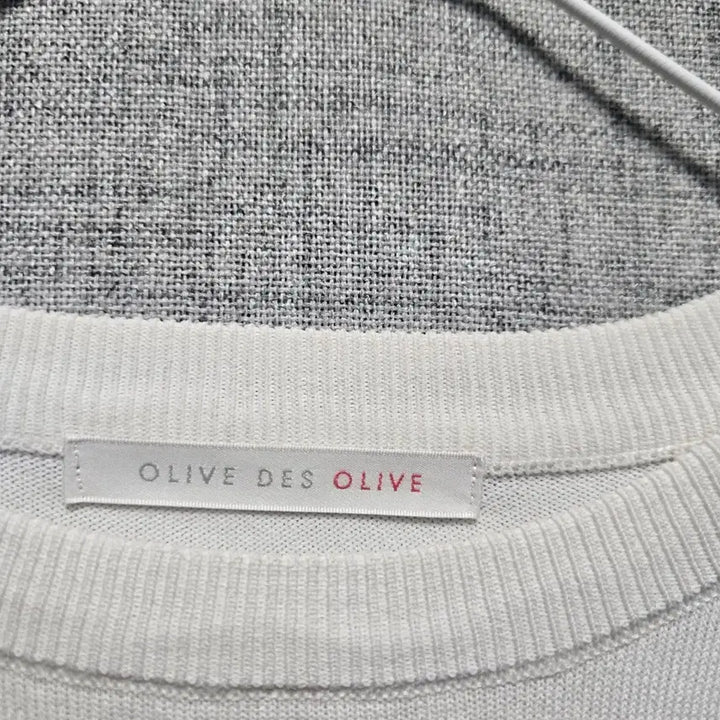 [BUNJANG] Olive Des Olive Floral Embroidery Short Sleeve Knit Top / 올리브데올리브 꽃자수 반팔 니트 90
