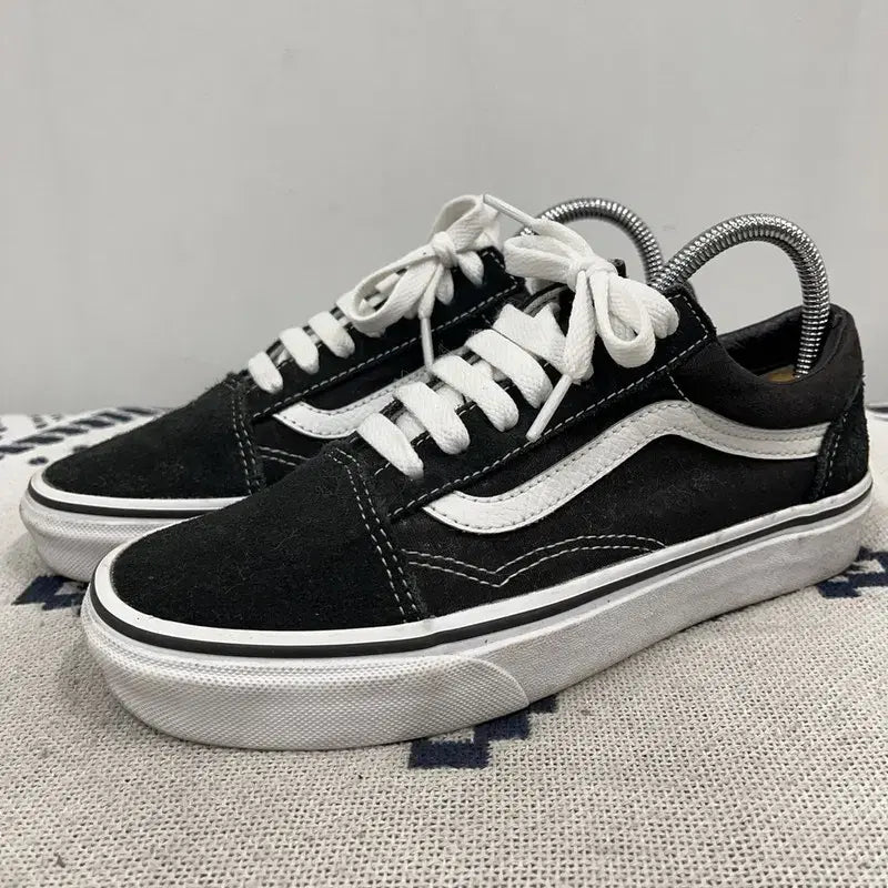 [BUNJANG] Vans Old Skool Black Sneakers Shoes 230 / 반스 올드스쿨 블랙 스니커즈 신발 230 X00004