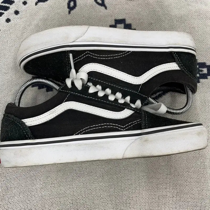 [BUNJANG] Vans Old Skool Black Sneakers Shoes 230 / 반스 올드스쿨 블랙 스니커즈 신발 230 X00004