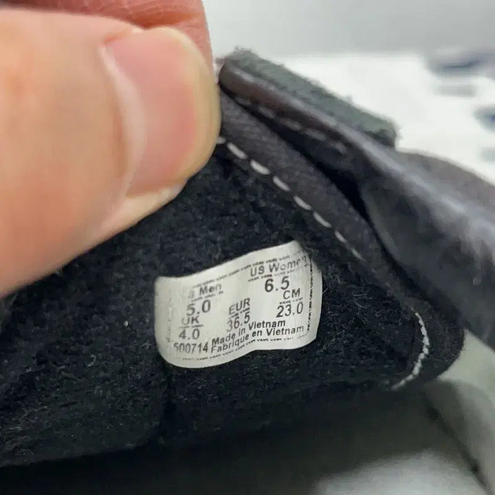 [BUNJANG] Vans Old Skool Black Sneakers Shoes 230 / 반스 올드스쿨 블랙 스니커즈 신발 230 X00004