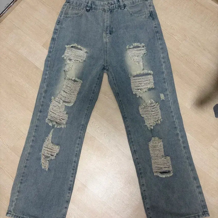 [BUNJANG] Unisex Vintage Ripped Jeans / 남여공용 빈티지 찢청