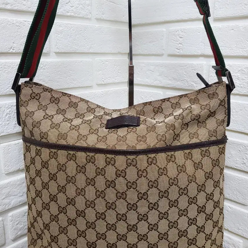 [BUNJANG] Gucci GG Jacquard Shoulder Bag / [정품] Gucci 구찌 gg 자가드 남성숄더백