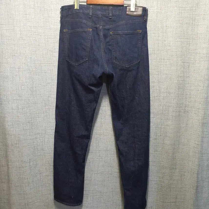 [BUNJANG] Massimo Dutti Relaxed Fit Dark Denim Jeans / 마시모두띠 릴렉스핏 다크 데님 청바지 31