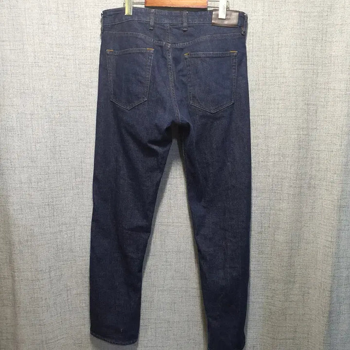 [BUNJANG] Massimo Dutti Relaxed Fit Dark Denim Jeans / 마시모두띠 릴렉스핏 다크 데님 청바지 31