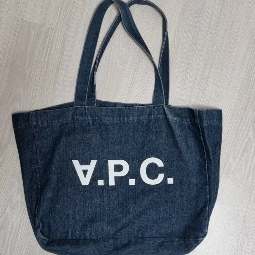 [SOLD OUT] A.P.C 데님 토트백