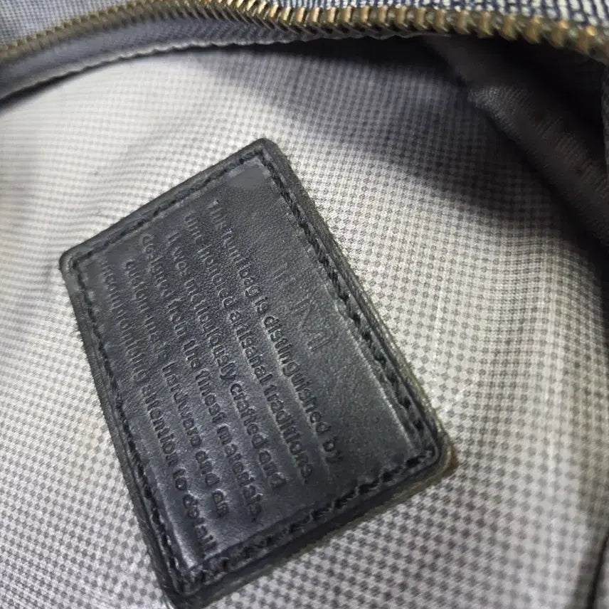 [BUNJANG] Tumi Denim Sling Bag / 투미 슬링백