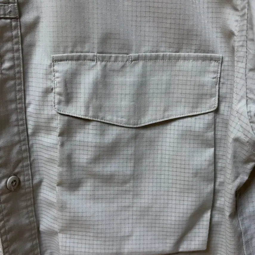 [BUNJANG] Uniqlo Short-Sleeve Shirt / 유니클로 반팔셔츠