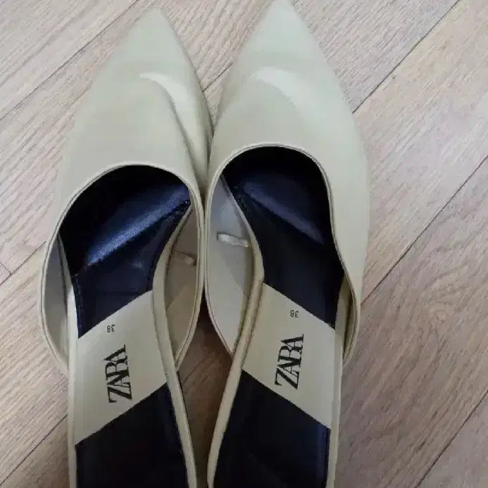 [BUNJANG] ZARA Stiletto Mule Slippers - Beige, Size 38 / zara 자라 스틸레토 뮬 슬리퍼 -베이지, 38