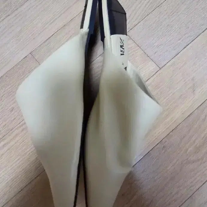 [BUNJANG] ZARA Stiletto Mule Slippers - Beige, Size 38 / zara 자라 스틸레토 뮬 슬리퍼 -베이지, 38