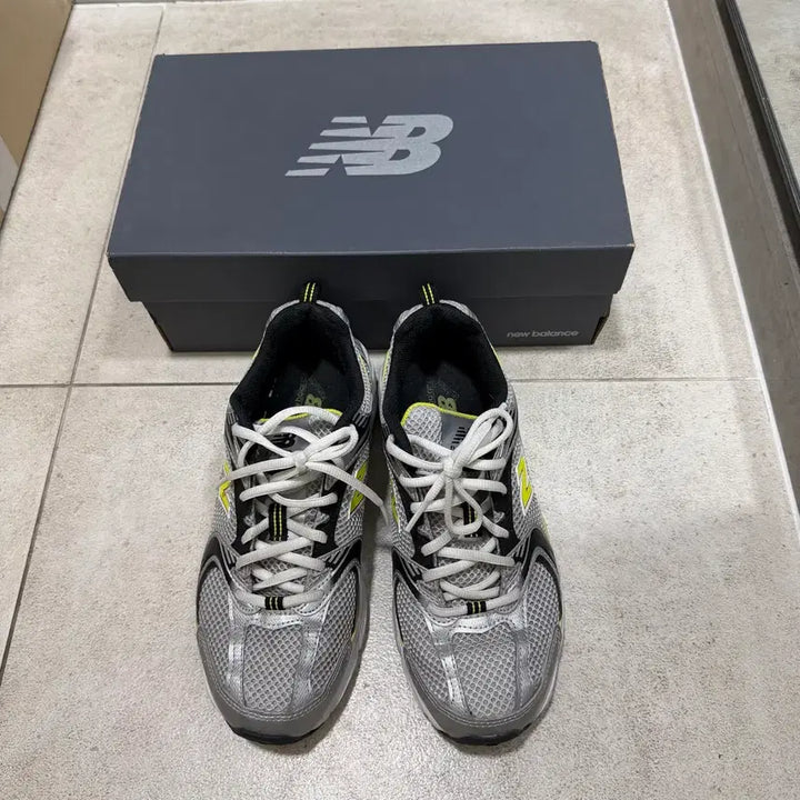 [BUNJANG] New Balance 530 MR530SC Silver Yellow Sneakers / 뉴발란스 530 MR530SC 실버 옐로우 230