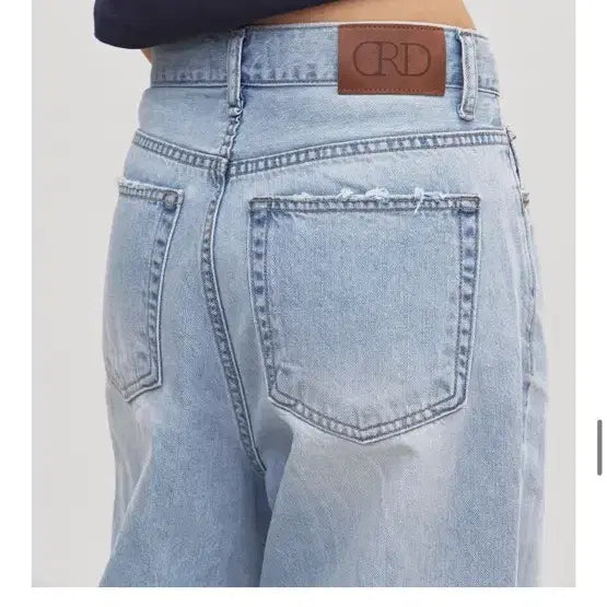 [SOLD OUT] 코어드 Damaged washing denim