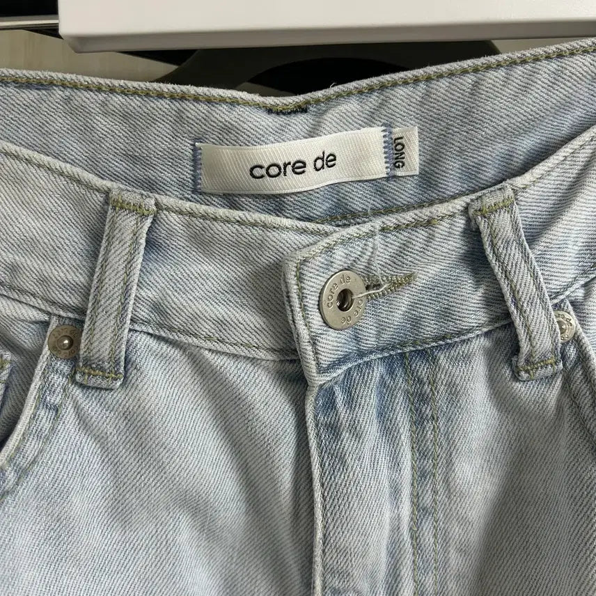 [SOLD OUT] 코어드 Damaged washing denim