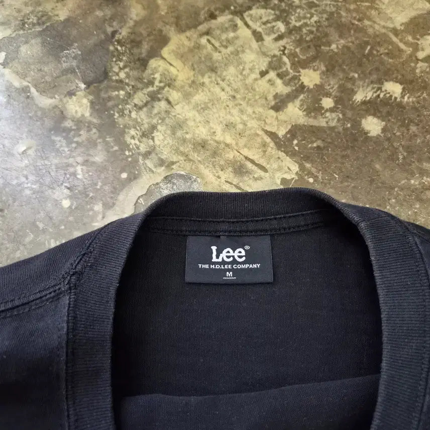 [BUNJANG] Lee Big Logo Loose Fit Long Sleeve T-Shirt / M) Lee 빅로고 루즈핏 긴팔 티셔츠 라운드티 리 티셔츠
