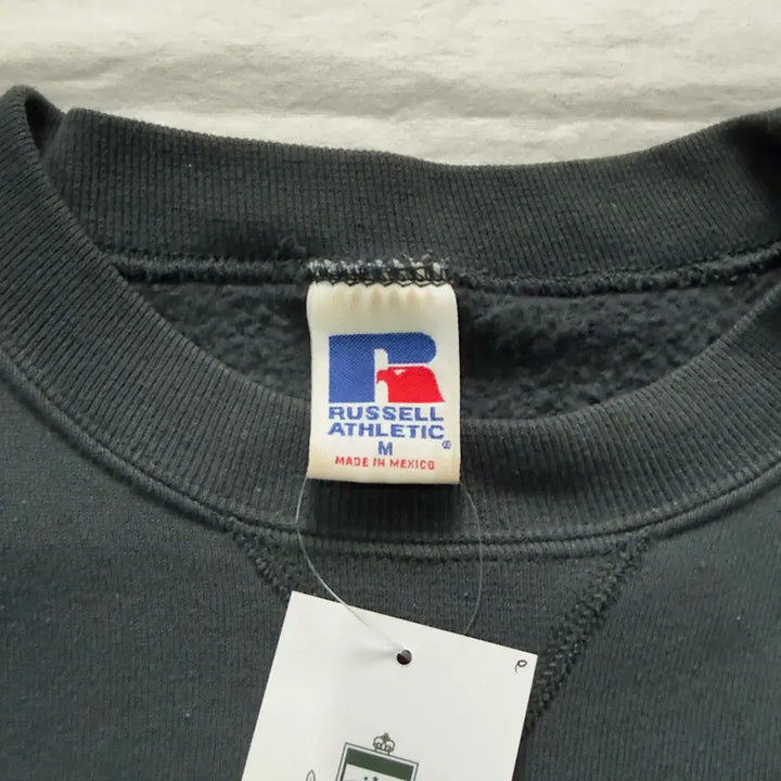 [BUNJANG] Russell Athletic Blank Sweatshirt / 90s 러셀 에슬레틱 블랭크 스웻셔츠