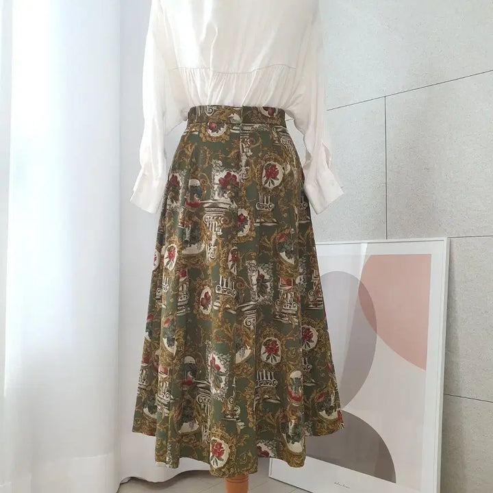 [BUNJANG] Vintage Antique Painting Pattern Long Skirt / 일본빈티지 앤틱무드 명화패턴 롱스커트