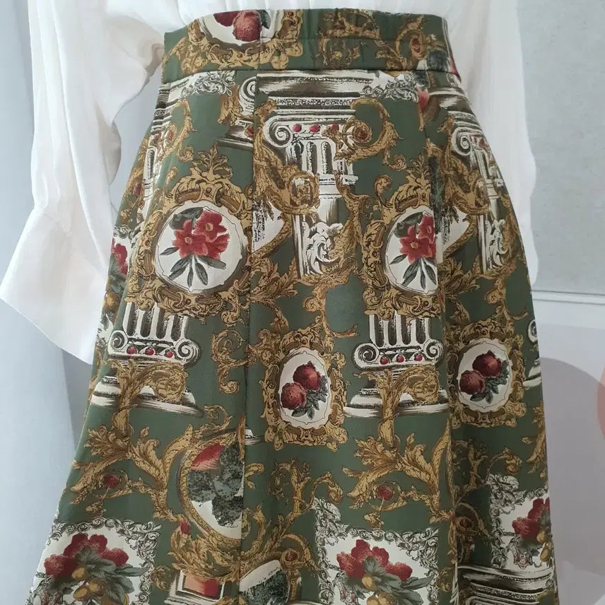 [BUNJANG] Vintage Antique Painting Pattern Long Skirt / 일본빈티지 앤틱무드 명화패턴 롱스커트