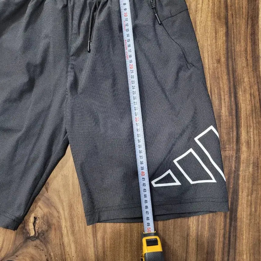 [SOLD OUT] 아디다스 남성 트레이닝 반바지 XL