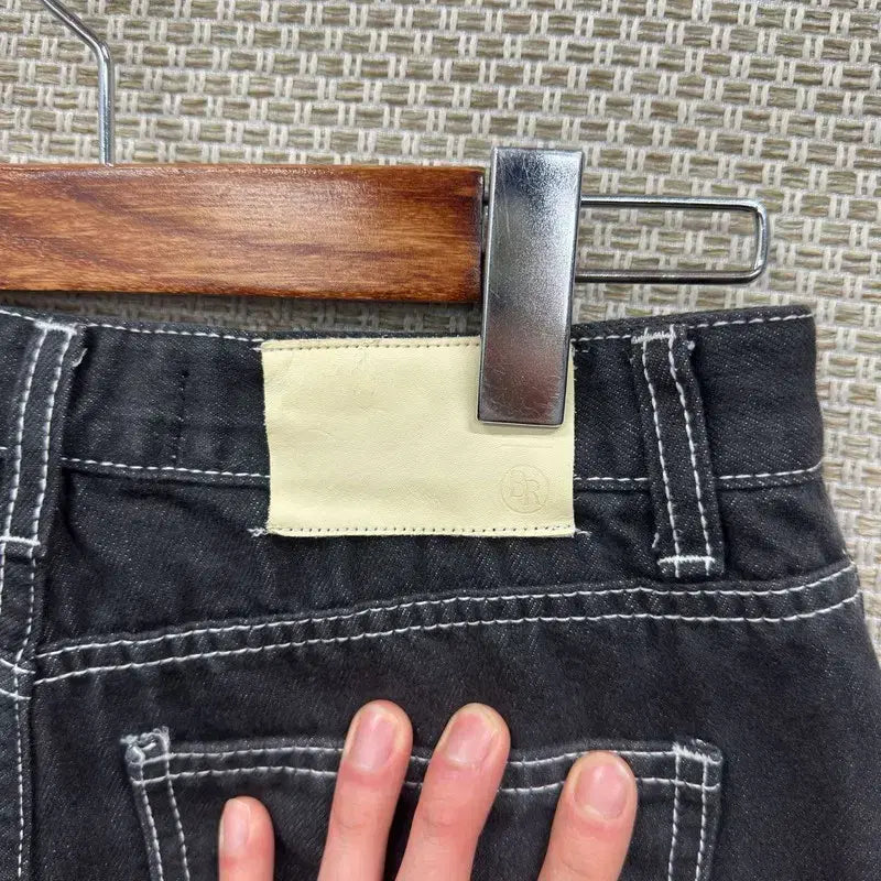 [SOLD OUT] 빈티지 데님 흑청바지 M M16331