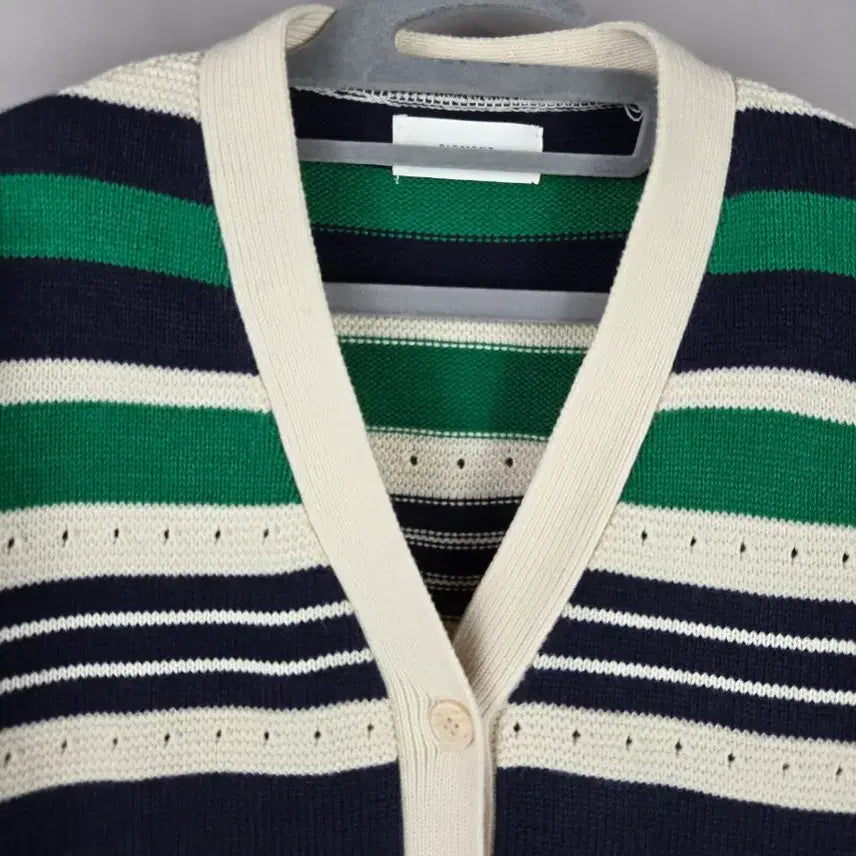 [SOLD OUT] [무료배송]피그먼트 F 여성 루즈핏 스트라이프 브이넥 니트 가디건
