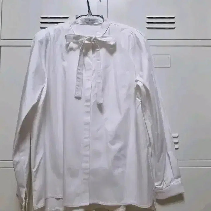 [BUNJANG] White Tie Shirt Blouse / 타이 셔츠 블라우스  -화이트, 프리