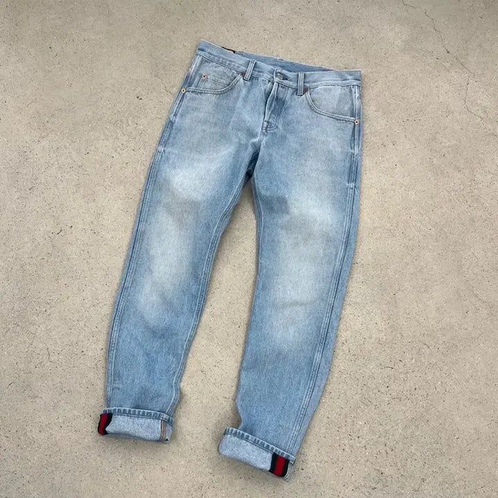 [BUNJANG] Gucci Web Stripe Tapered Denim Pants / 구찌 웹 스트라이프 테이퍼드 데님 팬츠