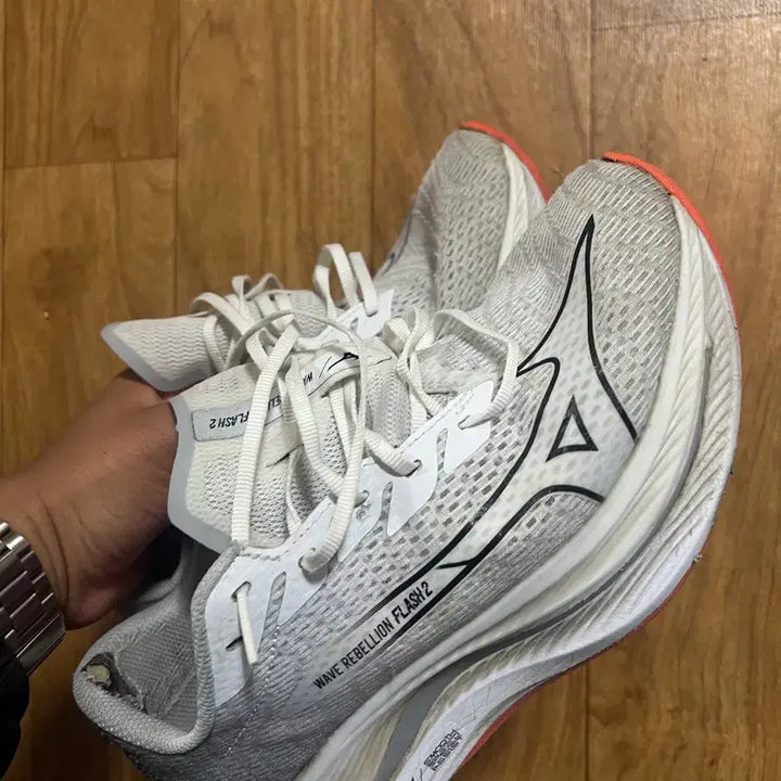 [BUNJANG] Mizuno Wave Rebellion Flash 2 Running Shoes / 미즈노 웨이브 리벨리온 Flash 2 런닝화