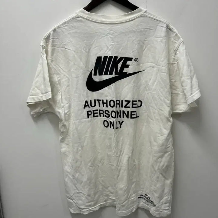 [BUNJANG] Nike White Short Sleeve T-Shirt / [만원 아라비아빈티지]나이키 흰색 반팔 티셔츠 프린팅 110
