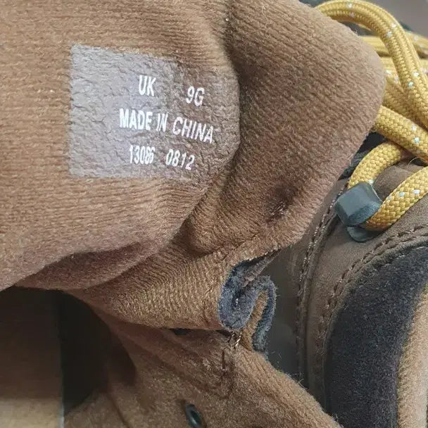 [BUNJANG] Clarks Newtown Soul Sneakers / Clarks 클락 뉴타운 소울(Newtown Soul) UK9