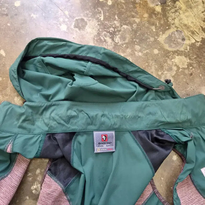 [BUNJANG] Black Yak Lightweight Windproof Vest 105 / 105) 블랙야크 경량 방풍조끼 베스트