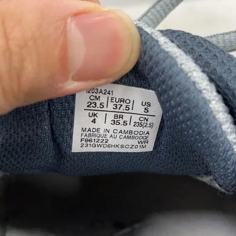 [BUNJANG] Asics Gel-1090 Piedmont Grey Sneakers / 아식스 젤1090 피드몬트 그레이 스니커즈 운동화 235 X00005