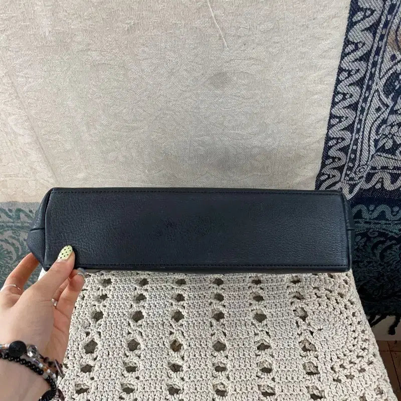 [BUNJANG] Louis Quatorze Big Logo Black Tote Handbag / [F] 루이까또즈 빅로고 블랙 토트백 핸드백 가방