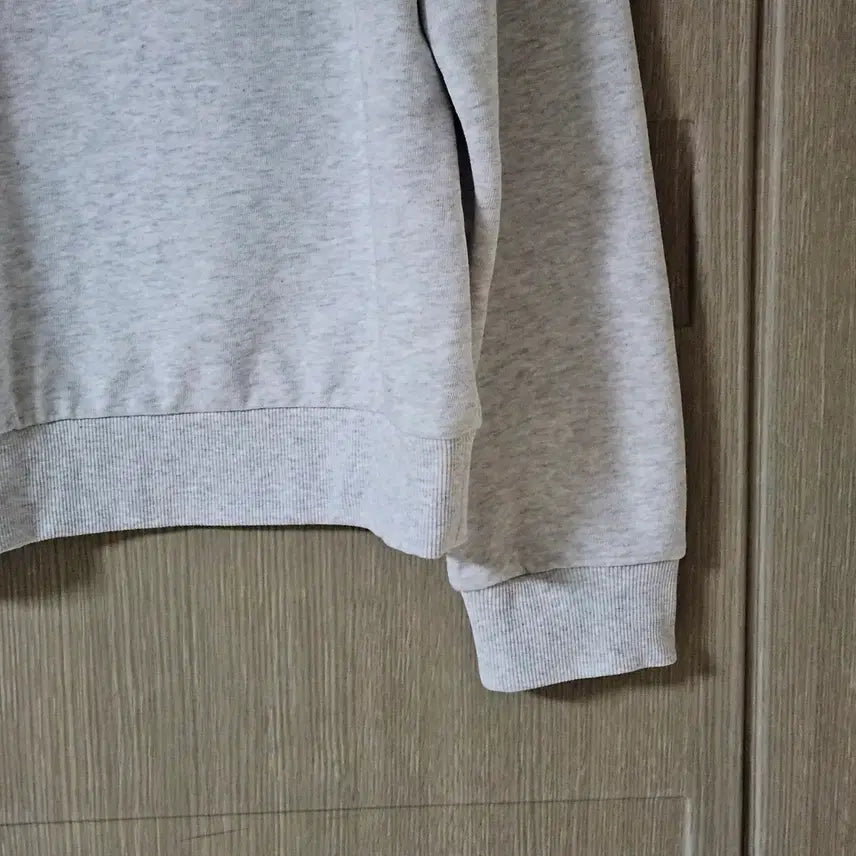 [SOLD OUT] 게스 GUESS 로고 맨투맨 티셔츠 회색 100