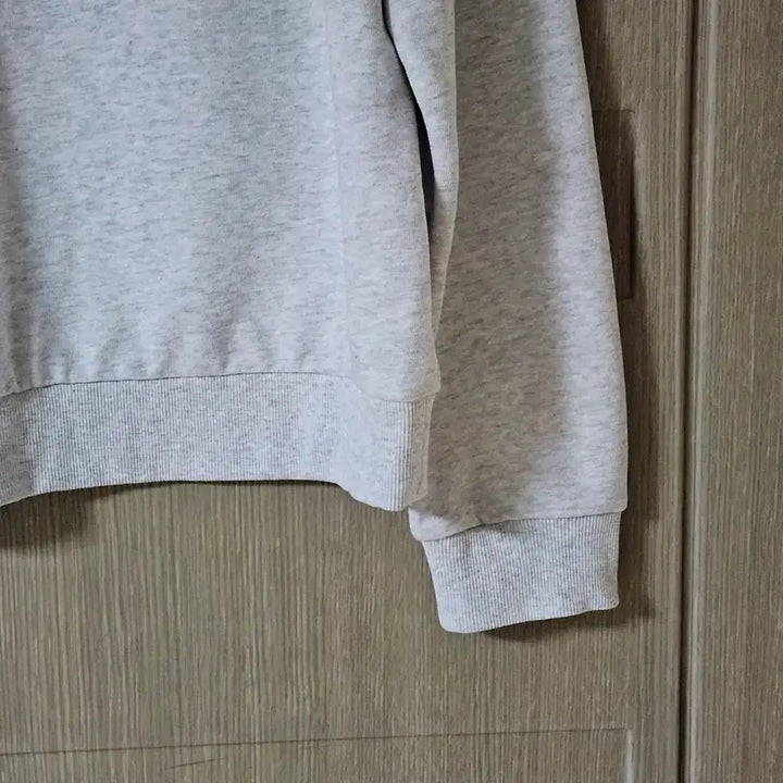 [SOLD OUT] 게스 GUESS 로고 맨투맨 티셔츠 회색 100
