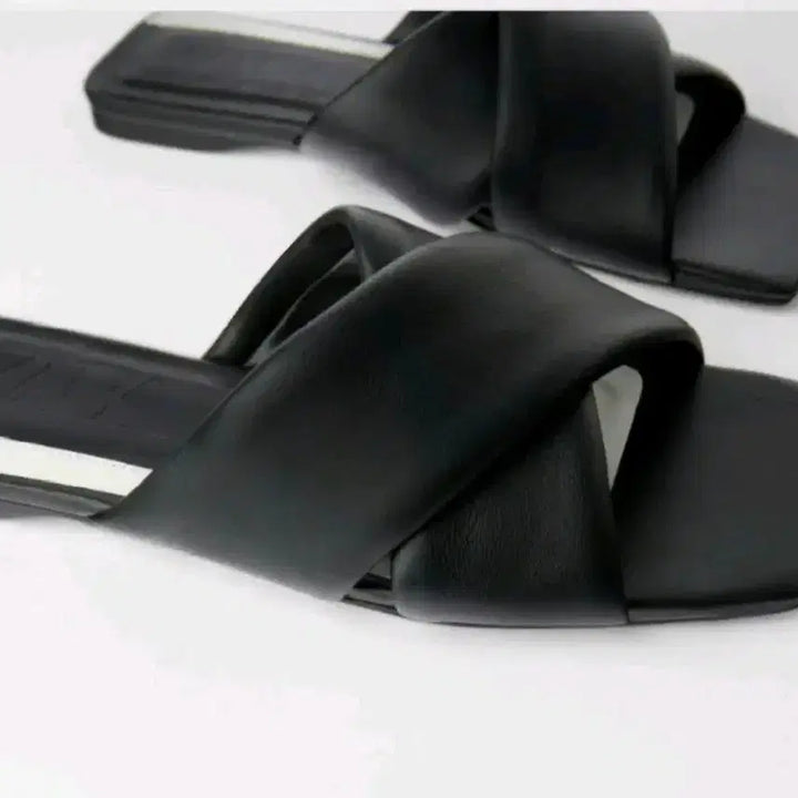 [SOLD OUT] zara 자라 스트랩 크로스 샌들 - 블랙, 38(245)