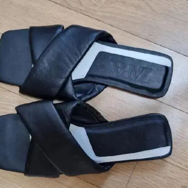 [SOLD OUT] zara 자라 스트랩 크로스 샌들 - 블랙, 38(245)