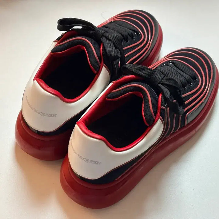 [SOLD OUT] 알렉산더맥퀸 오버솔 스니커즈