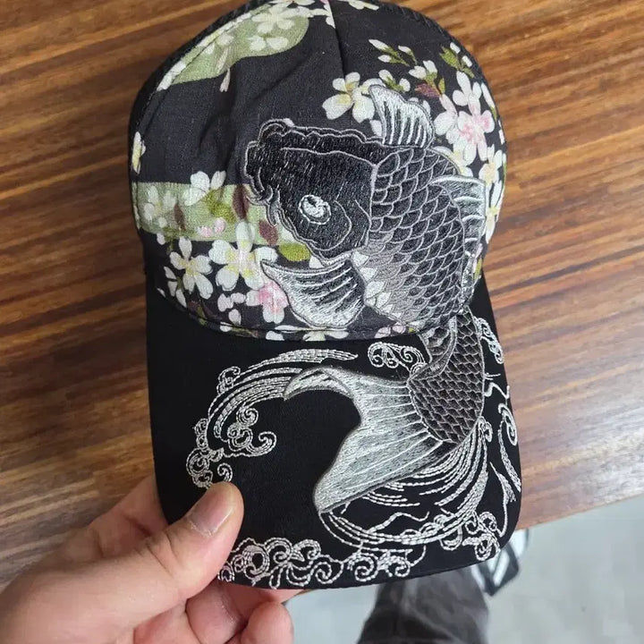 [SOLD OUT] 빈티지 저팬 리플 비단잉어 자수 벛꽃 프린팅 메쉬 모자 프리