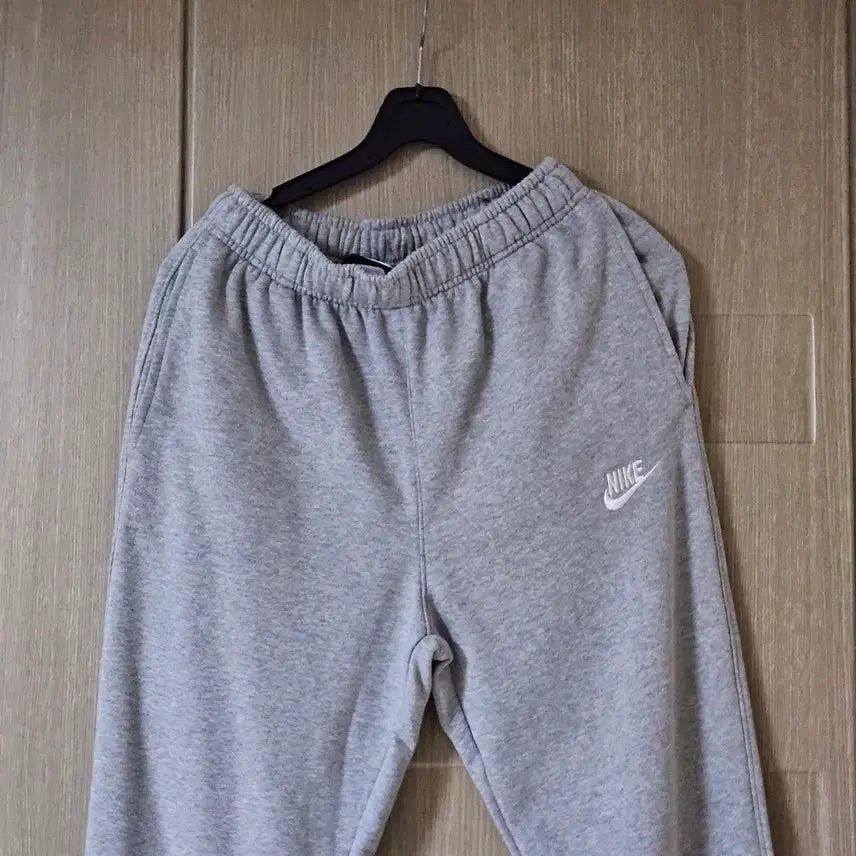 [SOLD OUT] 나이키 회색 트레이닝 바지  S