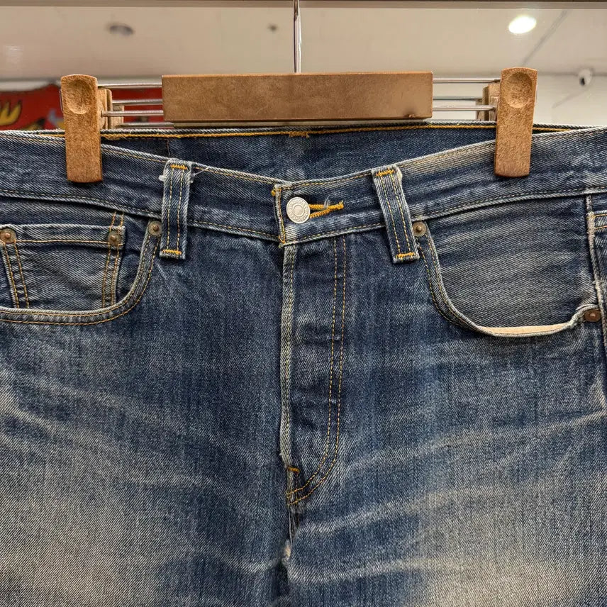 [SOLD OUT] 00s Levis 리바이스 501 빈티지 데님 팬츠 (30inch)