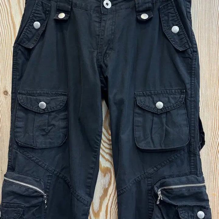 [BUNJANG] Sisley Multi-Pocket Cargo Pants Black / 시슬리 멀티포켓 카고 팬츠 블랙